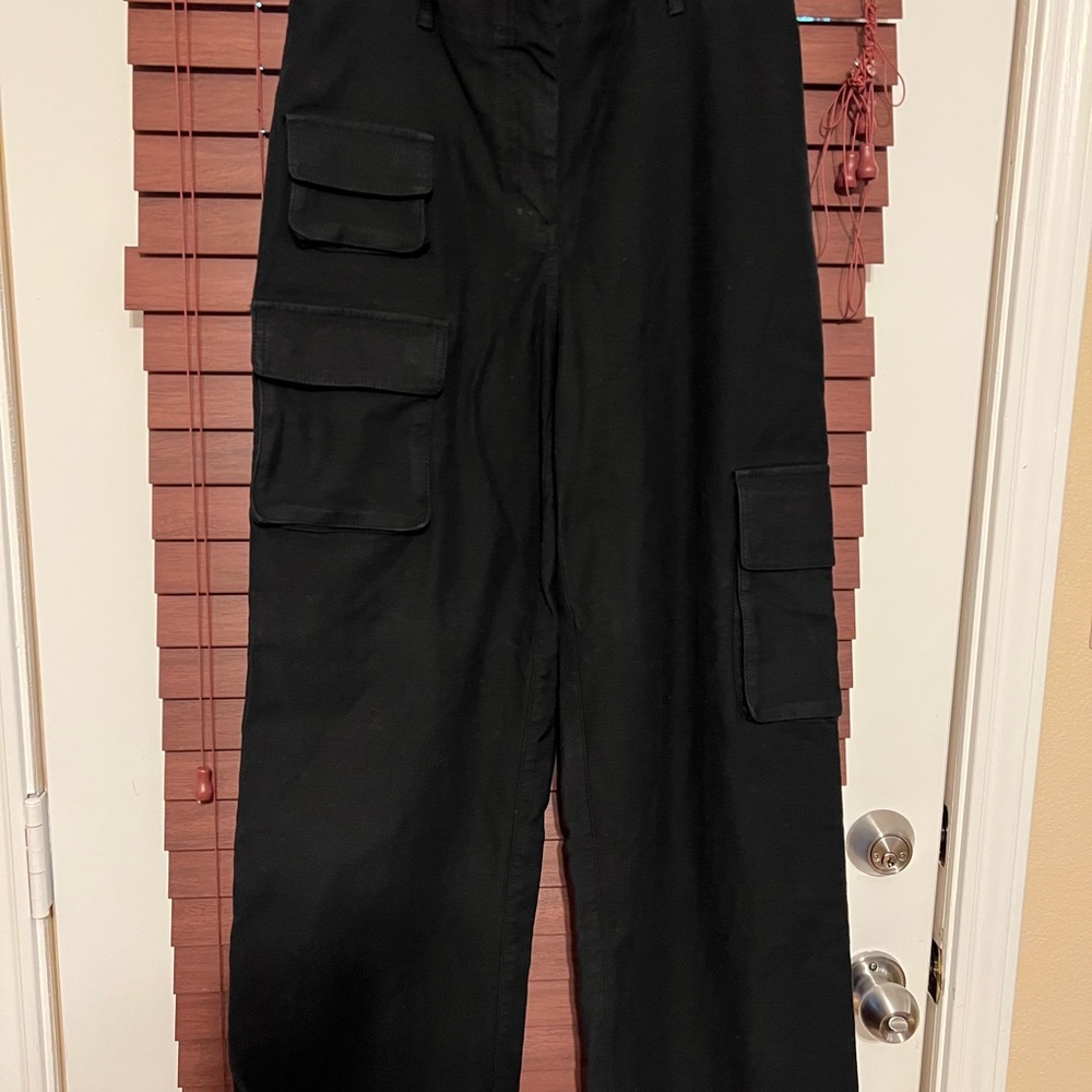 Wilfred Free by Aritzia Black Cargo Pants